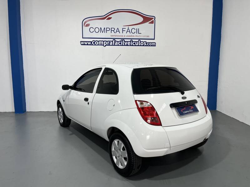 FORD - KA - 2007/2007 - Branca - R$ 17.900,00