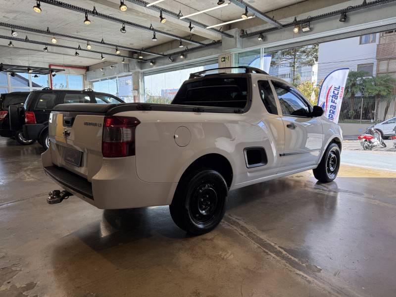 CHEVROLET - MONTANA - 2012/2013 - Branca - R$ 42.900,00