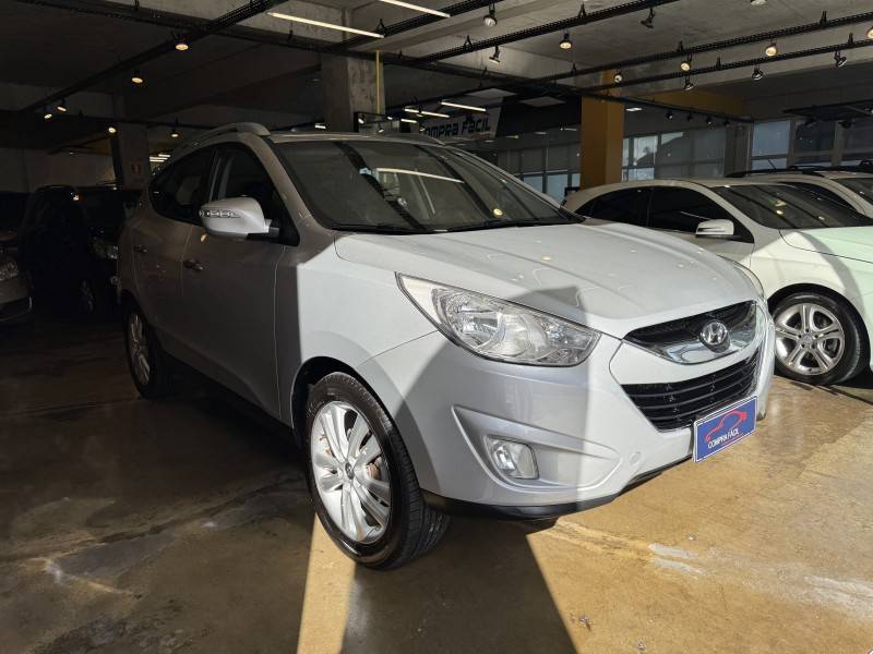 HYUNDAI - IX35 - 2011/2012 - Prata - R$ 68.900,00