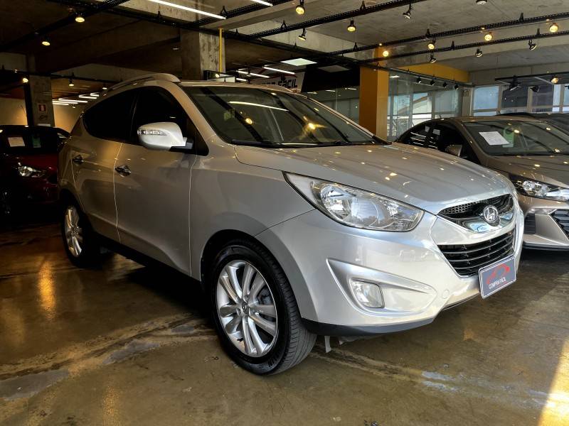 HYUNDAI - IX35 - 2011/2012 - Prata - R$ 67.900,00