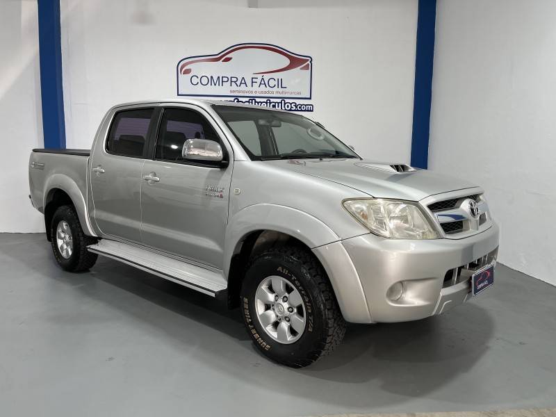 TOYOTA - HILUX - 2007/2007 - Prata - R$ 114.900,00