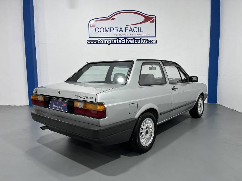 VOLKSWAGEN - VOYAGE - 1994/1994 - Prata - R$ 35.000,00