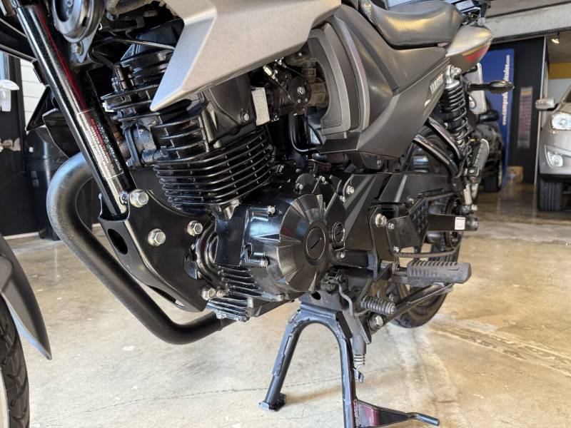 YAMAHA - FAZER - 2019/2020 - Preta - R$ 14.900,00