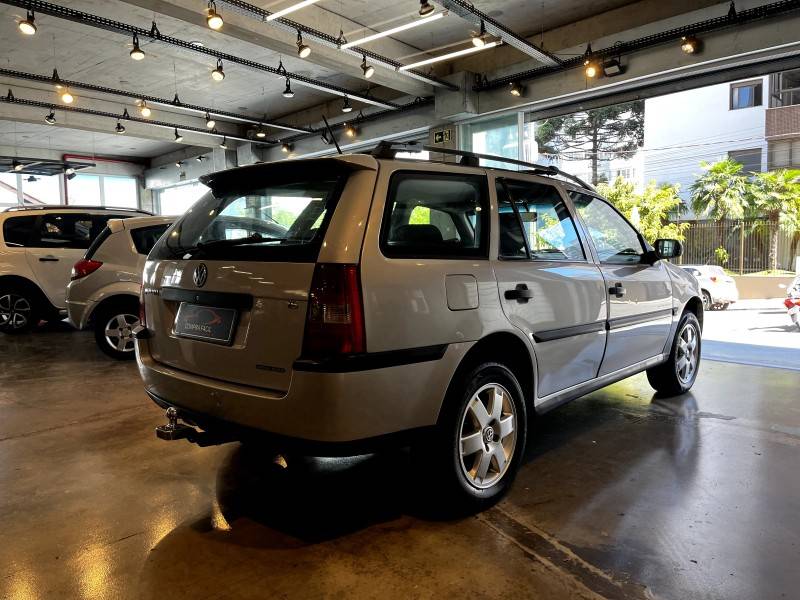 VOLKSWAGEN - PARATI - 2004/2005 - Prata - R$ 31.900,00