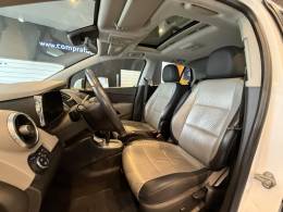 CHEVROLET - TRACKER - 2014/2014 - Branca - R$ 70.900,00