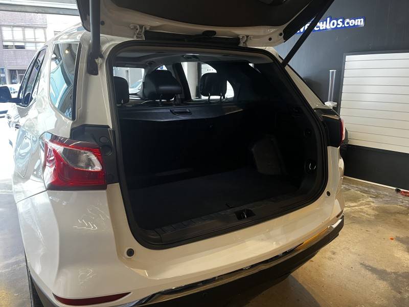 CHEVROLET - EQUINOX - 2017/2018 - Branca - R$ 124.900,00