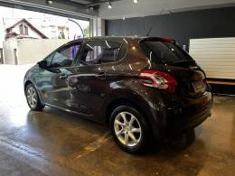 PEUGEOT - 208 - 2014/2015 - Marrom - R$ 42.900,00