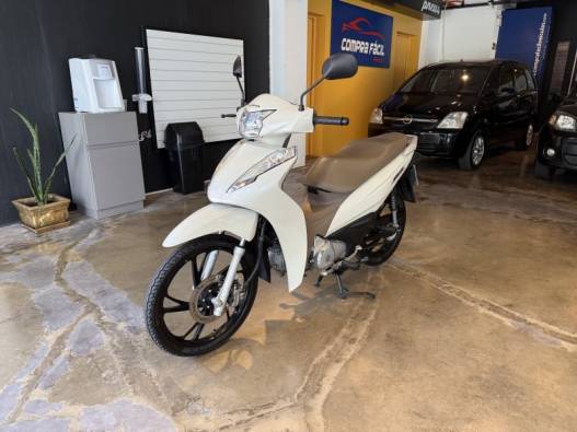 HONDA - BIZ 125 - 2023/2023 - Branca - R$ 17.900,00