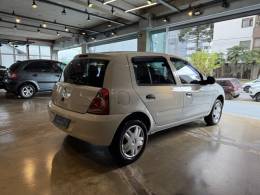 RENAULT - CLIO - 2014/2015 - Branca - R$ 32.900,00