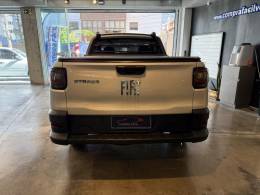 FIAT - STRADA - 2021/2022 - Branca - R$ 73.900,00