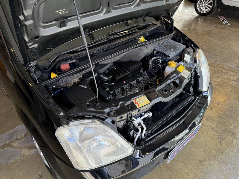 CHEVROLET - MERIVA - 2008/2008 - Preta - R$ 30.900,00