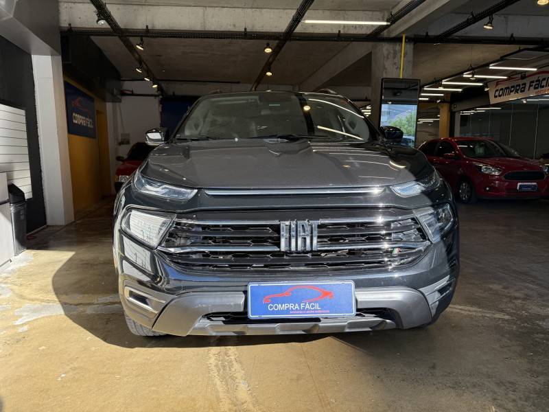 FIAT - TORO - 2022/2023 - Preta - R$ 129.900,00