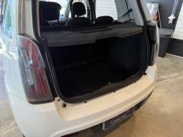 FIAT - IDEA - 2013/2014 - Branca - R$ 39.900,00