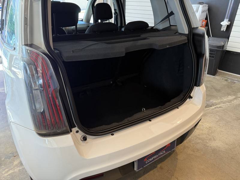 FIAT - IDEA - 2013/2014 - Branca - R$ 39.900,00