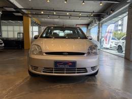 FORD - FIESTA - 2006/2007 - Prata - R$ 26.900,00
