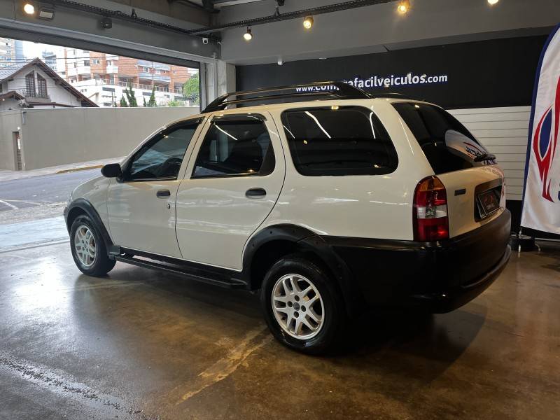 FIAT - PALIO - 2004/2004 - Branca - R$ 29.900,00