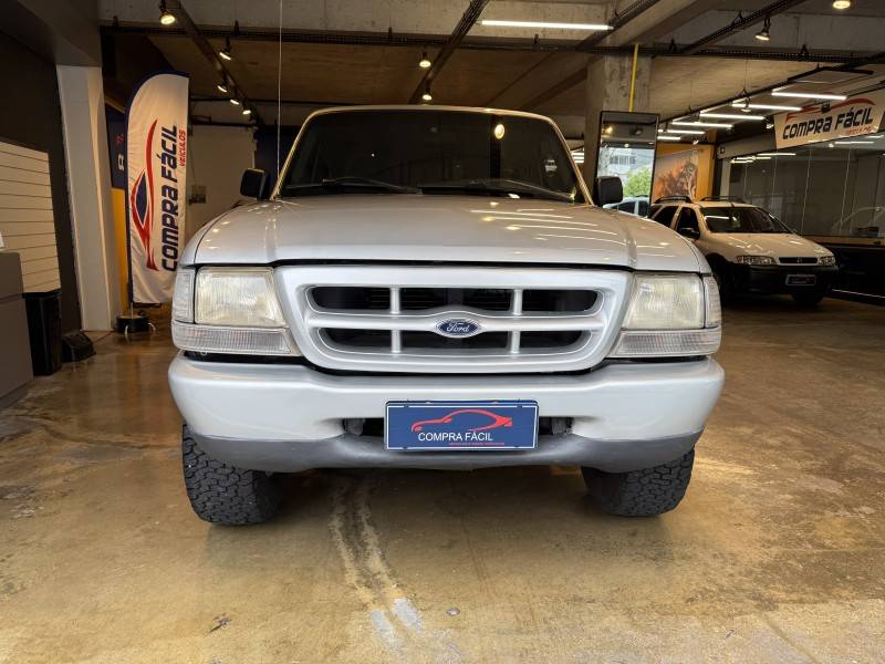 FORD - RANGER - 1999/1999 - Prata - R$ 45.900,00