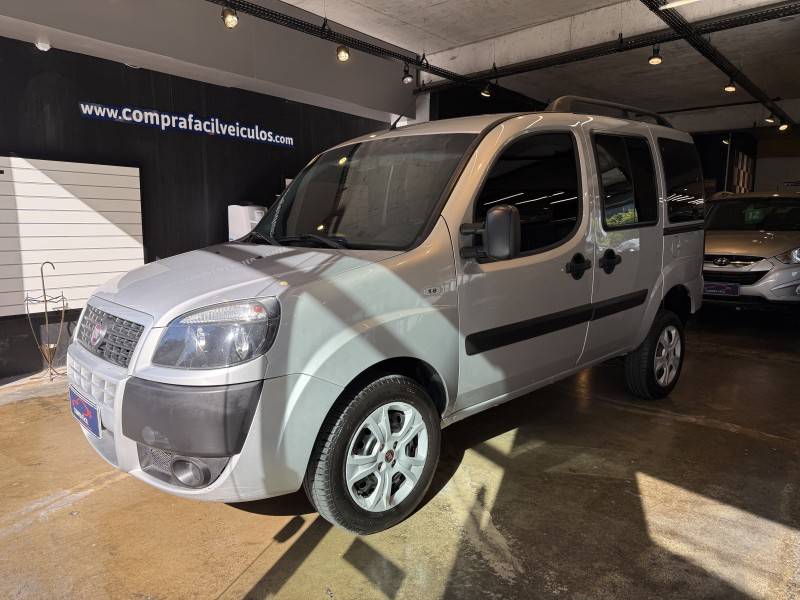 FIAT - DOBLÓ - 2021/2021 - Prata - R$ 74.900,00
