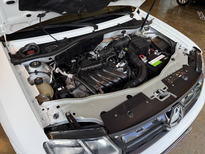 RENAULT - OROCH - 2021/2022 - Branca - R$ 80.900,00