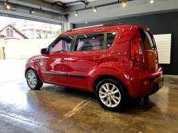 KIA MOTORS - SOUL - 2013/2014 - Vermelha - R$ 59.900,00