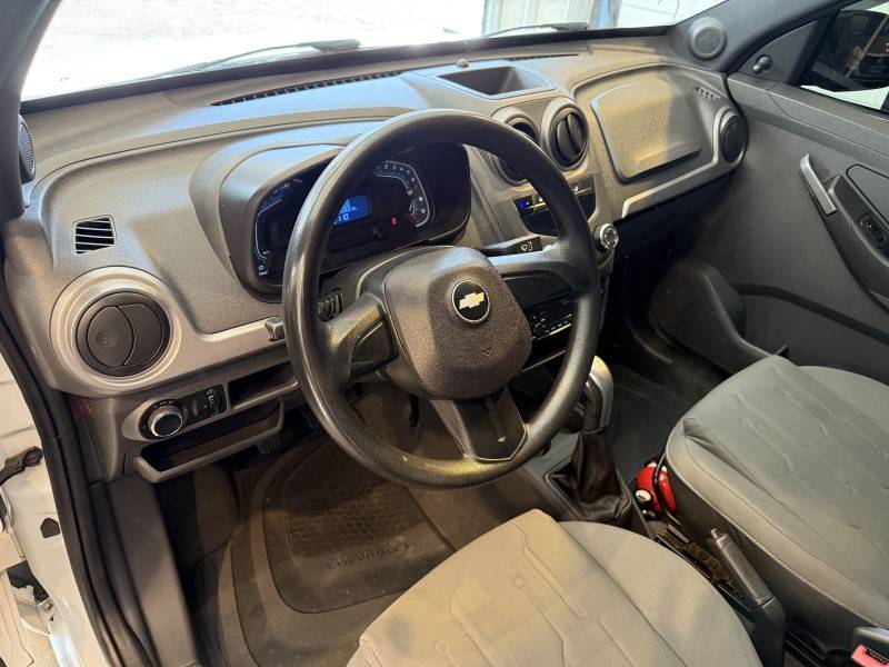 CHEVROLET - MONTANA - 2012/2013 - Branca - R$ 42.900,00