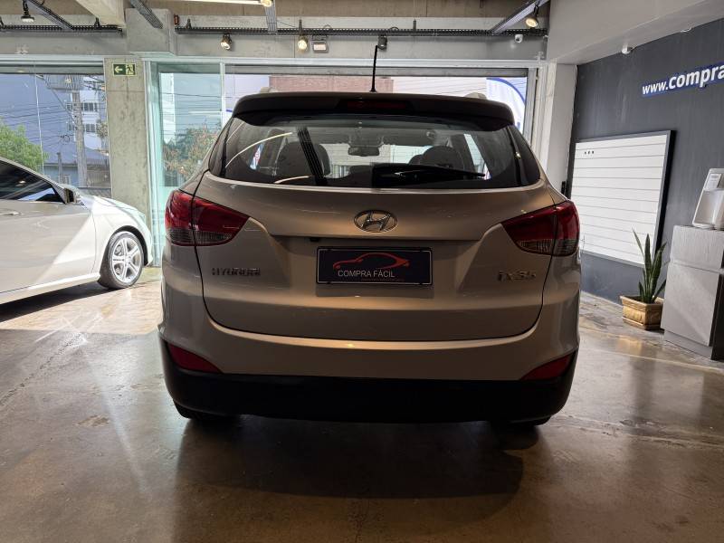 HYUNDAI - IX35 - 2011/2012 - Prata - R$ 68.900,00