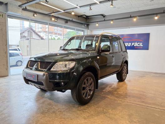 MITSUBISHI - PAJERO TR4 - 2014/2015 - Verde - R$ 87.990,00