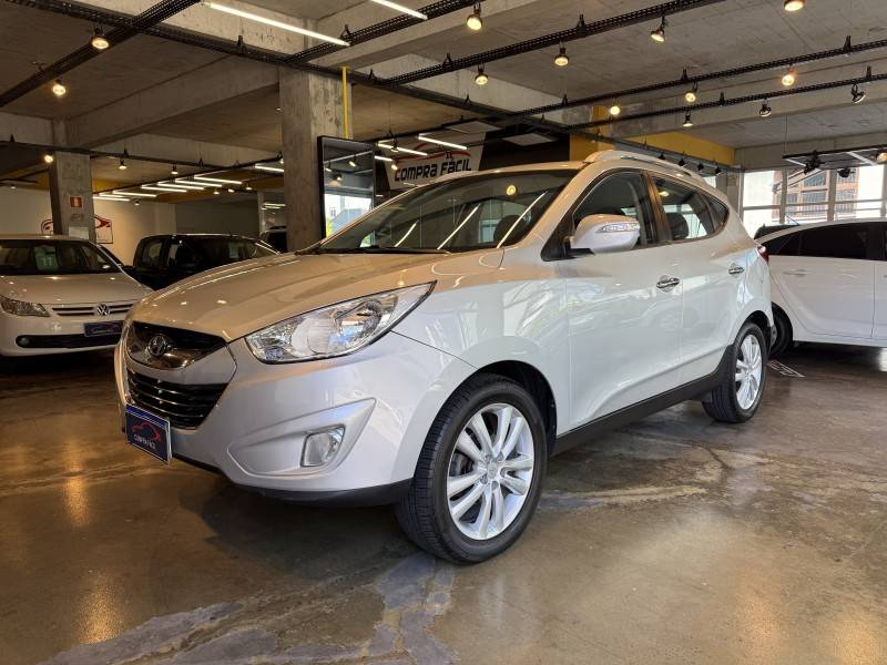 HYUNDAI - IX35 - 2011/2012 - Prata - R$ 70.900,00