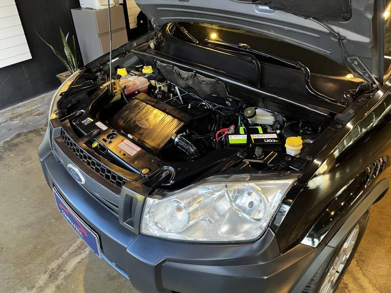 FORD - ECOSPORT - 2008/2009 - Preta - R$ 37.900,00
