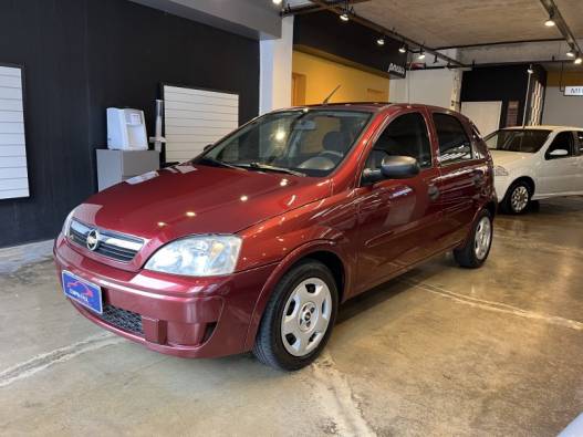 CHEVROLET - CORSA - 2010/2011 - Vermelha - R$ 31.900,00