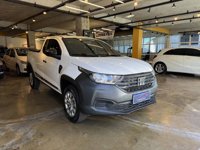 FIAT - STRADA - 2021/2022 - Branca - R$ 73.900,00