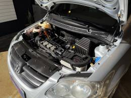 VOLKSWAGEN - SPACEFOX - 2009/2010 - Prata - R$ 36.900,00