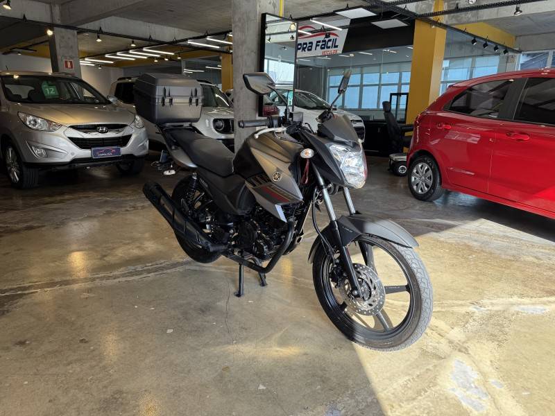YAMAHA - FAZER - 2019/2020 - Preta - R$ 14.900,00