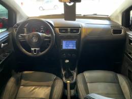 VOLKSWAGEN - CROSSFOX - 2012/2013 - Vermelha - R$ 44.900,00