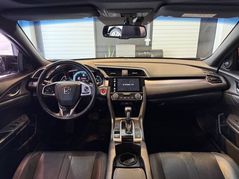 HONDA - CIVIC - 2018/2018 - Preta - R$ 130.900,00