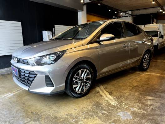 HYUNDAI - HB20S - 2024/2025 - Prata - R$ 95.900,00