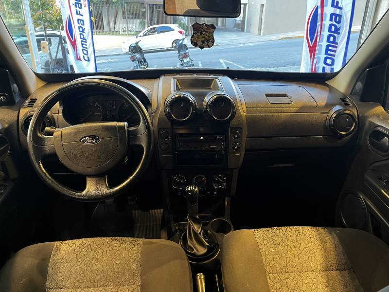 FORD - ECOSPORT - 2008/2009 - Preta - R$ 37.900,00