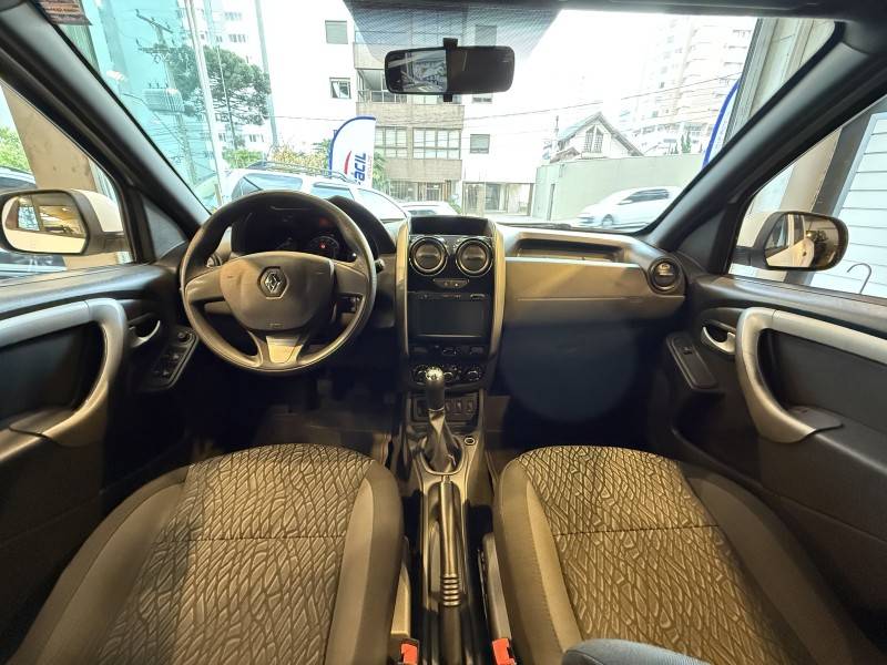 RENAULT - OROCH - 2021/2022 - Branca - R$ 80.900,00