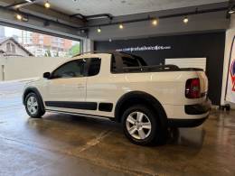 VOLKSWAGEN - SAVEIRO - 2012/2013 - Branca - R$ 53.900,00