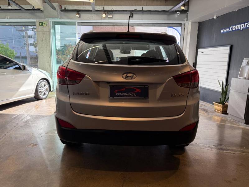 HYUNDAI - IX35 - 2011/2012 - Prata - R$ 67.900,00