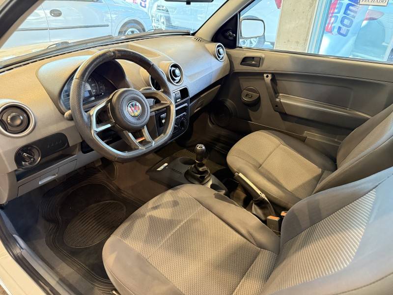 VOLKSWAGEN - GOL - 2011/2012 - Branca - R$ 17.900,00