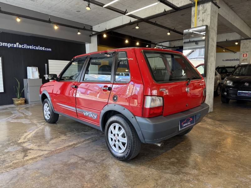 FIAT - UNO - 2009/2010 - Vermelha - R$ 26.900,00