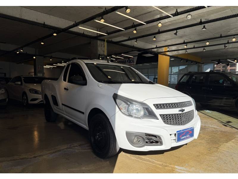 CHEVROLET - MONTANA - 2012/2013 - Branca - R$ 42.900,00