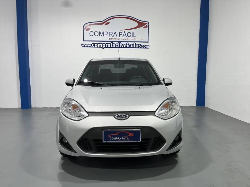 FORD - FIESTA - 2012/2013 - Prata - R$ 34.900,00